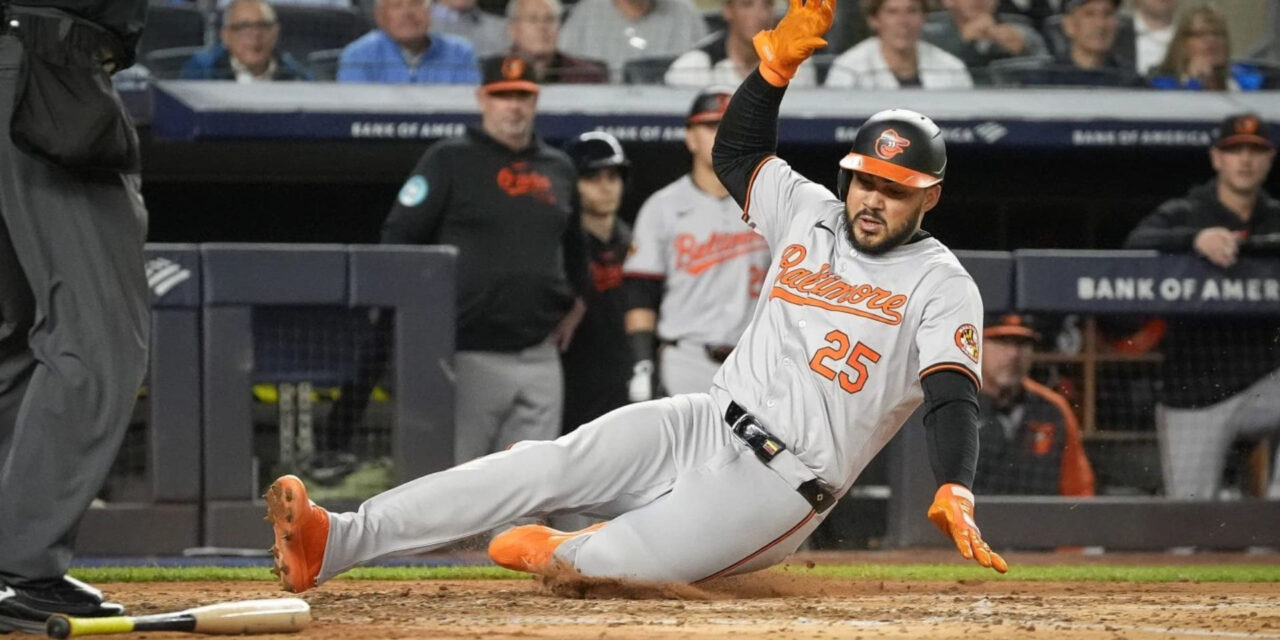 Orioles vencen a Yankees y aseguran boleto de playoffs por 2do año consecutivo