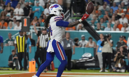 Cook anota 3 touchdowns y lleva a Bills a paliza de 31-10 sobre Dolphins, que pierden a Tagovailoa