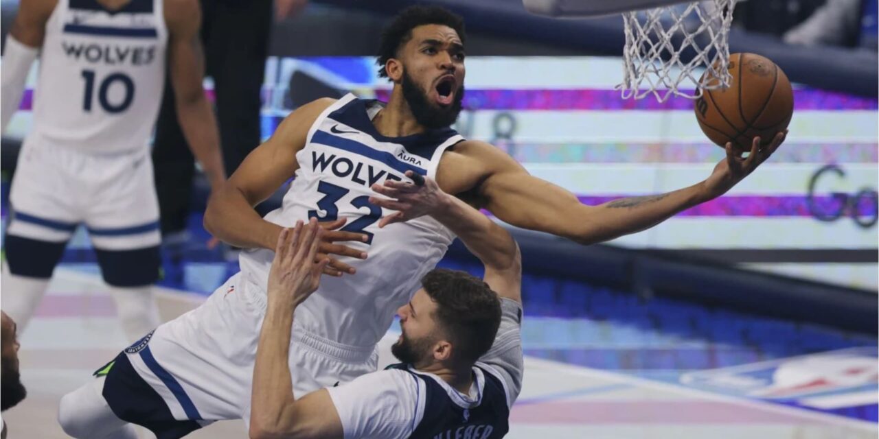 Timberwolves enviarán a Towns a Knicks, en canje por Randle y DiVincenzo