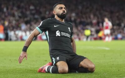 Liverpool rescata empate en visita a Arsenal. Man United tropieza otra vez