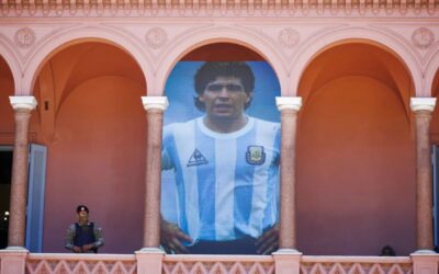 Justicia argentina permite que el cuerpo del astro Diego Maradona descanse en un mausoleo público