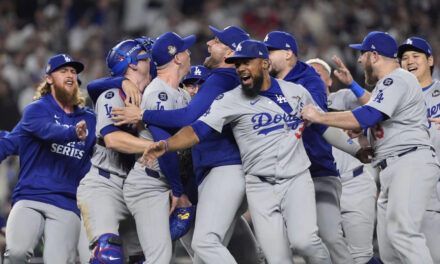 Dodgers conquistan su 8va la Serie Mundial en 5 juegos tras capitalizar errores de Yankees