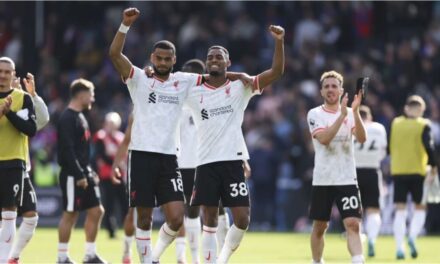 Liverpool suma noveno triunfo en 10 duelos al vencer 1-0 ante Crystal Palace