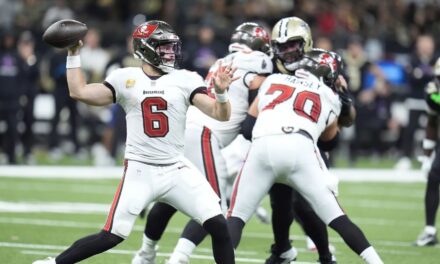 Mayfield lanza cuatro pases de TD en la victoria de los Bucs 51-27 sobre los Saints