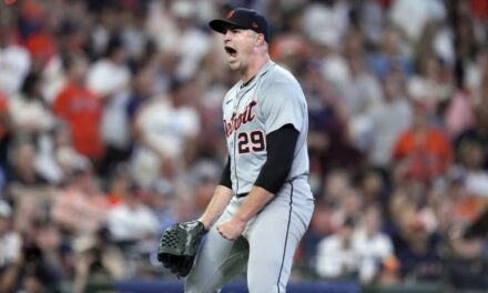 Skubal y Tigres se llevan primer juego de serie de comodín al vencer 3-1 a Astros