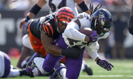 Gol de campo de Tucker después de largo acarreo de Henry da triunfo a Ravens 41-38 ante Bengals