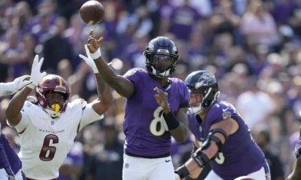 Jackson supera a Daniels y Henry logra dos touchdowns en triunfo de Ravens 30-23 sobre Commanders