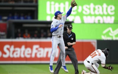 Witt y Ragans dan a Reales ventaja sobre Orioles al iniciar serie de comodines de la Americana