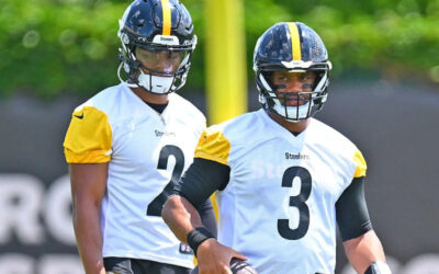Tomlin se reserva quien será QB titular de Steelers, pero todo indica que es turno de Russell Wilson