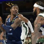 Con triple doble, Morant guía a Grizzlies a victoria de 122-99 sobre Bucks inoperantes