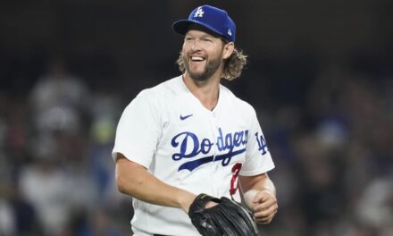 Kershaw planea regresar a los Dodgers para su temporada 18 en 2025