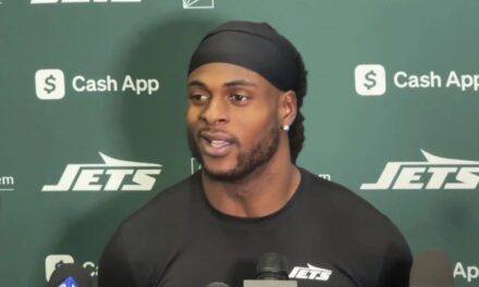 Davante Adams, recién adquirido por Jets, se espera que juegue el domingo por la noche ante Steelers