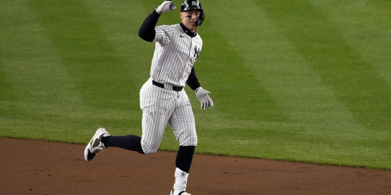 Judge aparece en escena y los Yankees se ponen arriba 2-0 ante Cleveland