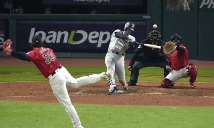 Soto pega jonrón de 3 carreras en la 10ma y coloca a Yankees en Serie Mundial por 41ra ocasión