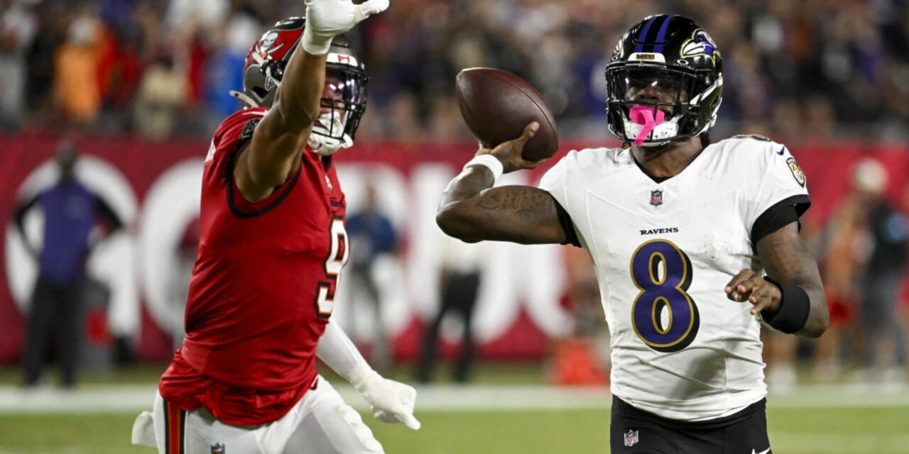 Jackson lanza para 281 yardas y 5 TDs para guiar a Ravens a victoria 41-31 sobre Buccaneers