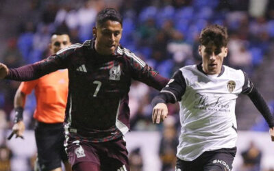 México decepciona y empata 2-2 en casa ante un Valencia alterno