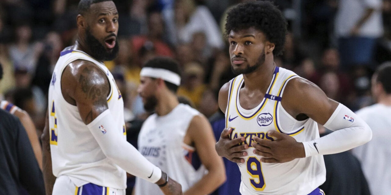 LeBron y su hijo Bronny James juegan juntos por primera vez en pretemporada con los Lakers