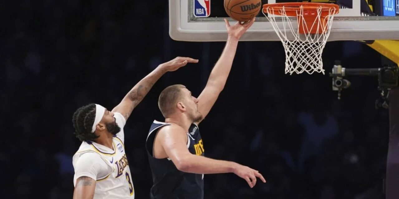 Jokic anota 34, Porter suma 24 y Nuggets superan a Lakers por 127-102