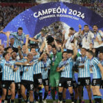 Racing vence a Cruzeiro y conquista Copa Sudamericana; su 1er título internacional desde 1988