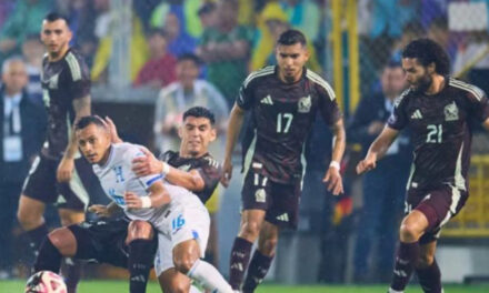 México volvió a perder 2-0 ante Honduras 