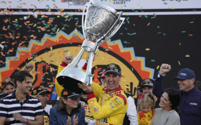 Joey Logano logra su tercer campeonato de la Copa NASCAR tras un gran día en el Phoenix Raceway