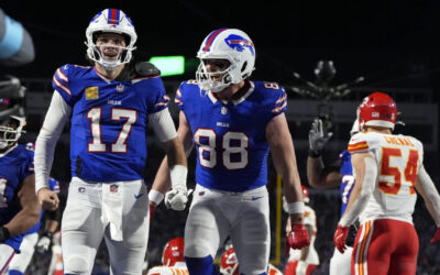 Josh Allen sella la victoria de Bills 30-21 sobre Chiefs y termina con su temporada perfecta