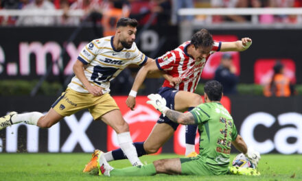 Chivas no concretó sus oportunidades y empató 0-0 ante Pumas