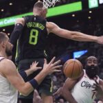 Porzingis anota 16 en su debut de temporada y Celtics vencen 126-94 a Clippers