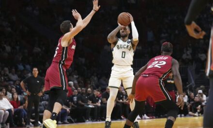 Con 37 puntos de Lillard, Bucks sin Giannis resisten ante Heat y se imponen por 106-103