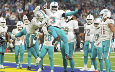 Tyreek Hill logra TD clave y los Dolphins superan 23-15 a Rams