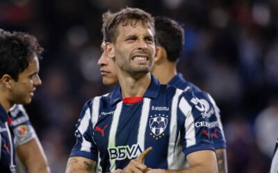 Monterrey le pega a Pumas y toma ventaja