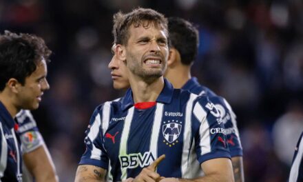 Monterrey le pega a Pumas y toma ventaja