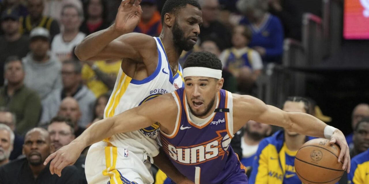 Booker anota 27 y Suns vencen 113-105 a Warriors, que hilan su 4ta derrota