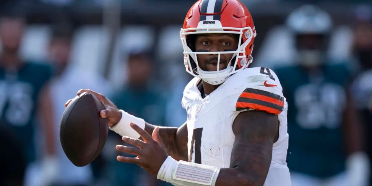 Browns reestructuran contrato de Watson para liberar espacio salarial