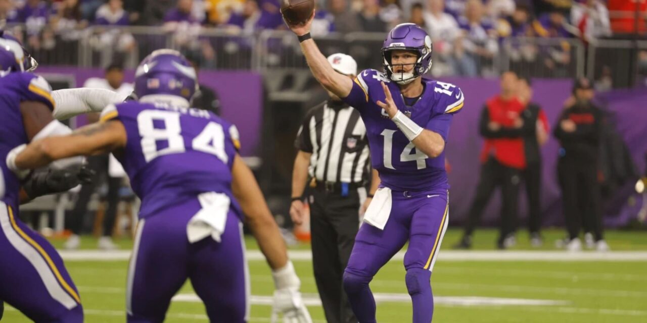 Darnold logra máximo de carrera con 347 yardas y 5 TDs en triunfo 42-21 de Vikings ante Falcons