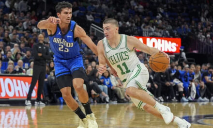 Da Silva anota un triple y Magic logra remontada de 108-104 sobre Celtics sin Tatum