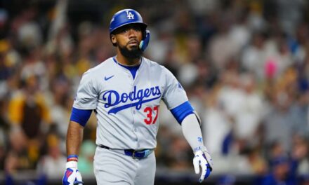 Teóscar Hernández renueva con Dodgers por tres años y US$66 millones