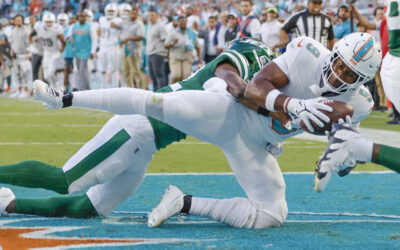 Pase de TD de Tagovailoa a Smith da la victoria a Dolphins 32-26 en tiempo extra sobre Jets