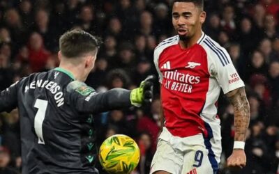 Arsenal, Liverpool y Newcastle avanzan a semis en Copa de Liga