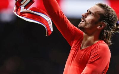 Antoine Griezmann marca doblete en la victoria del Atlético de Madrid 4-3 sobre el Sevilla