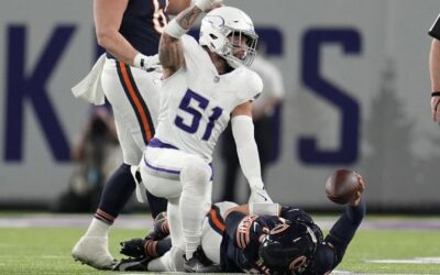 Vikings ganan séptimo seguido y empatan en la cima de la NFC Norte 30-12 sobre Bears