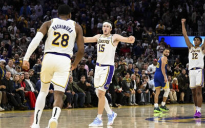  Lakers vencen a Warriors por 115-113