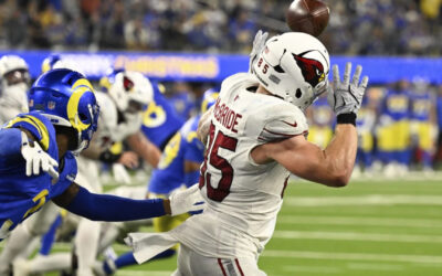 Witherspoon logra intercepción de último minuto para asegurar triunfo de Rams, 13-9 sobre Arizona