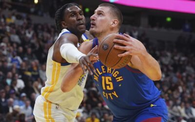 Jokic anota 38 puntos y lidera remontada en triunfo de Nuggets 119-115 ante Warriors