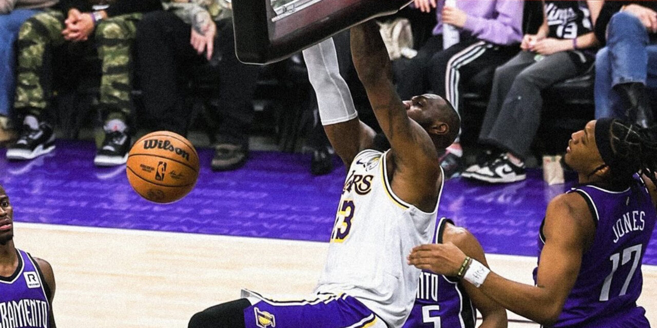 LeBron anota 32 y Lakers completan barrida en serie de 2 duelos ante Kings, con triunfo 103-99