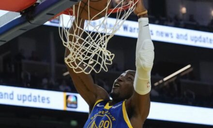 Jonathan Kuminga iguala su récord personal con 34 y Warriors vencen 109-105 a Suns