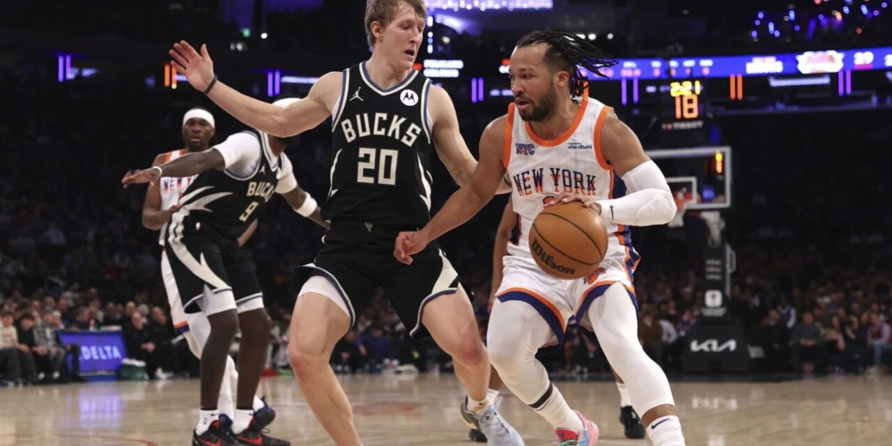 Jalen Brunson anota 44 puntos en la aplastante victoria de los Knicks 140-106 sobre los Bucks