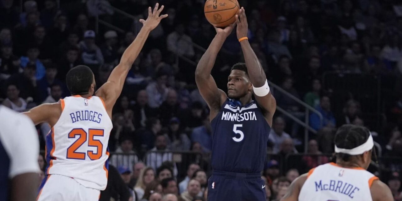 Edwards logra 36 puntos y 13 rebotes para llevar a Timberwolves a triunfo ante Knicks, 116-99