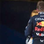 FIA va contra Verstappen y Hamilton, endurecen castigos por groserías y protestar