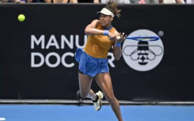 Naomi Osaka avanza a cuartos de final en el torneo WTA de Auckland